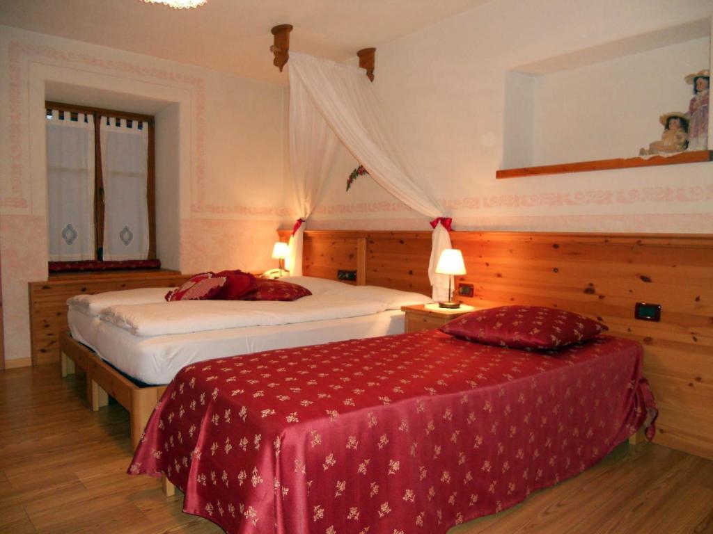 Hotel Garni Salvanel Cavalese Chambre photo