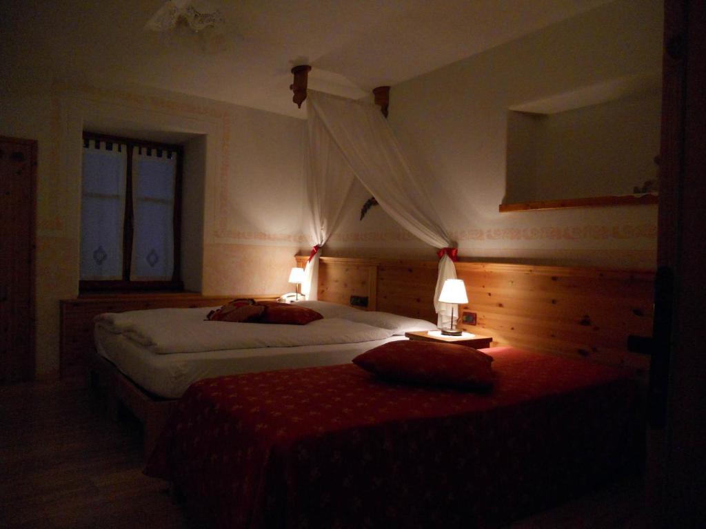 Hotel Garni Salvanel Cavalese Chambre photo